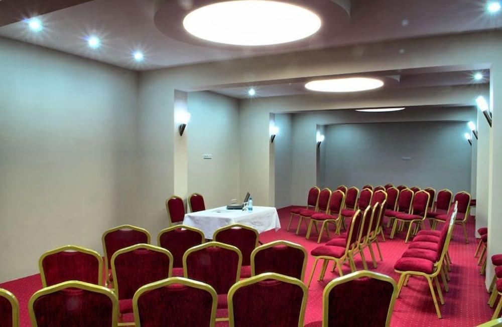 Hotel Golden Gate Kusadası Kültér fotó