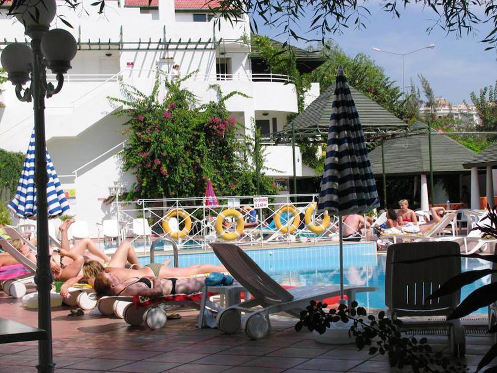Hotel Golden Gate Kusadası Kültér fotó